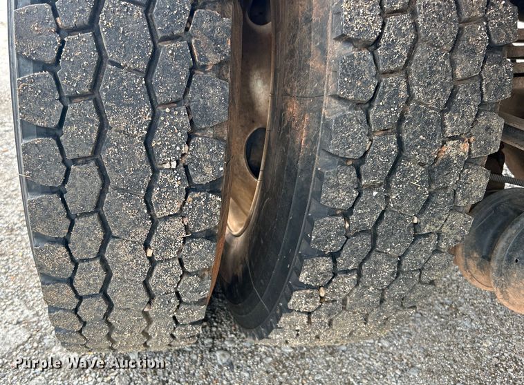 image for item DO6453 2015 Kenworth  T270 dump flatbed truck