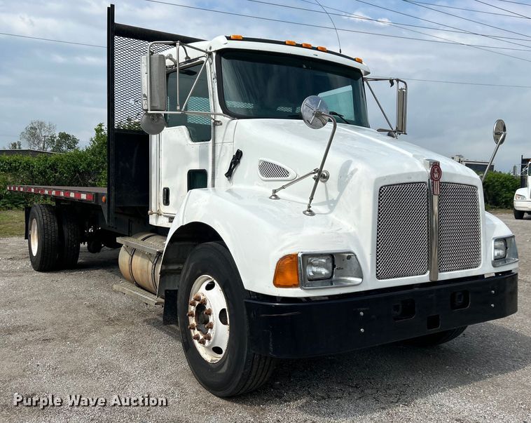 image for item DO6454 2008 Kenworth T300 dump flatbed truck