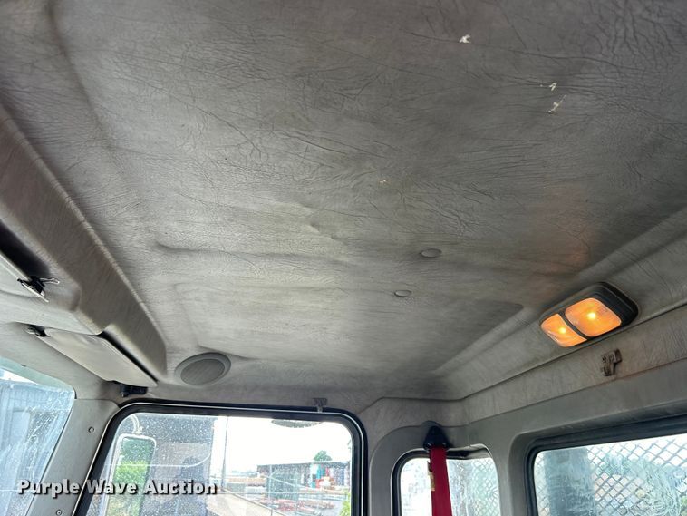 image for item DO6454 2008 Kenworth T300 dump flatbed truck