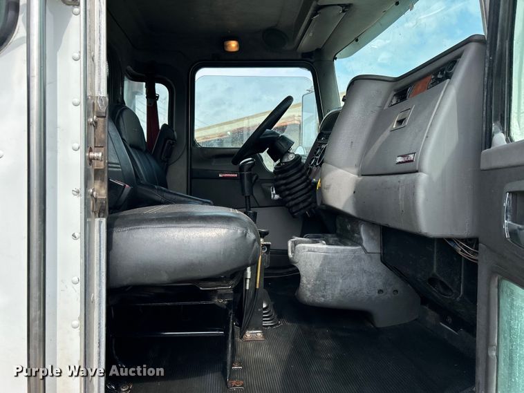 image for item DO6454 2008 Kenworth T300 dump flatbed truck