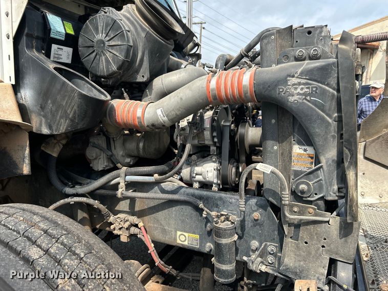 image for item DO6454 2008 Kenworth T300 dump flatbed truck