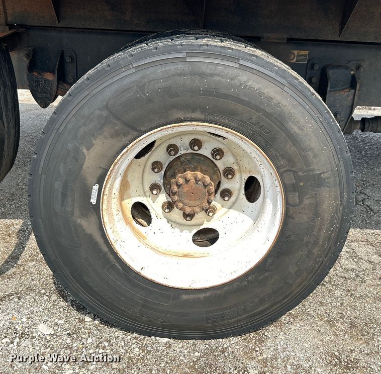 image for item DO6454 2008 Kenworth T300 dump flatbed truck