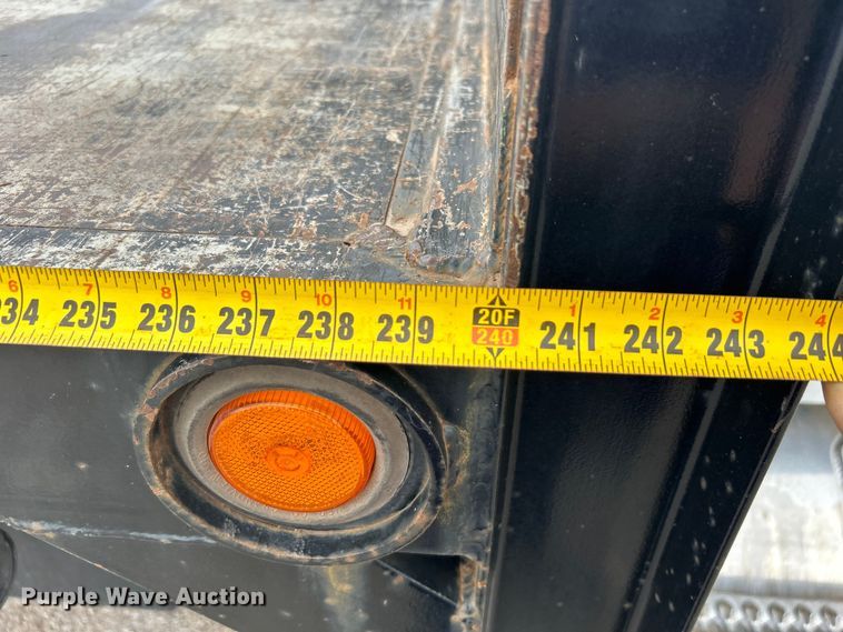 image for item DO6455 2018 Peterbilt  337 dump flatbed truck