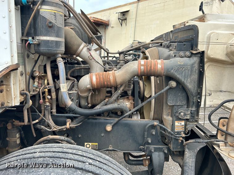 image for item DO6455 2018 Peterbilt  337 dump flatbed truck