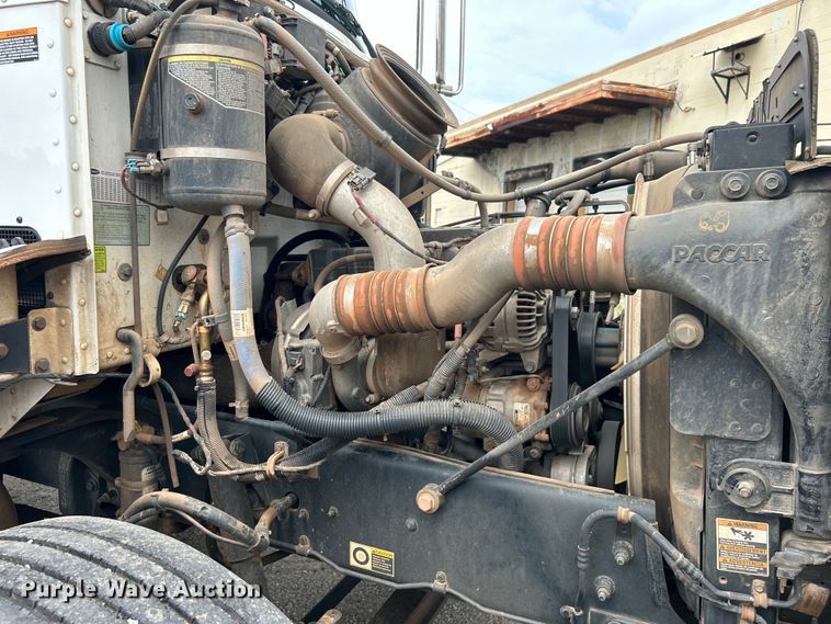 image for item DO6455 2018 Peterbilt  337 dump flatbed truck