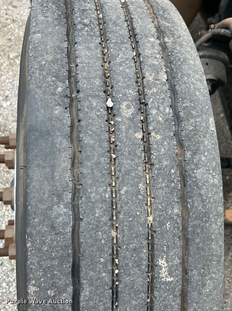 image for item DO6455 2018 Peterbilt  337 dump flatbed truck