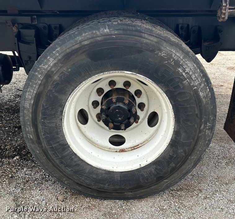 image for item DO6455 2018 Peterbilt  337 dump flatbed truck