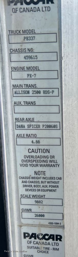 image for item DO6456 2018 Peterbilt 337 truck cab and chassis