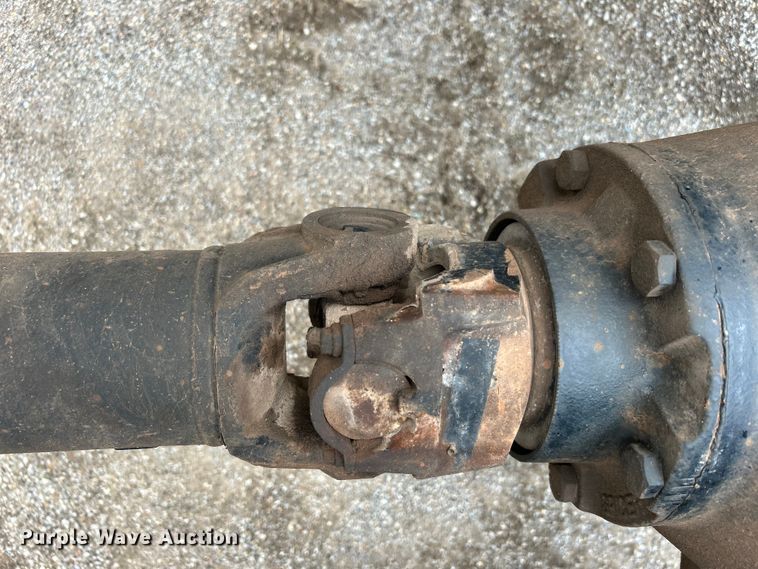 image for item DO6457 2018 Peterbilt  337 truck cab and chassis