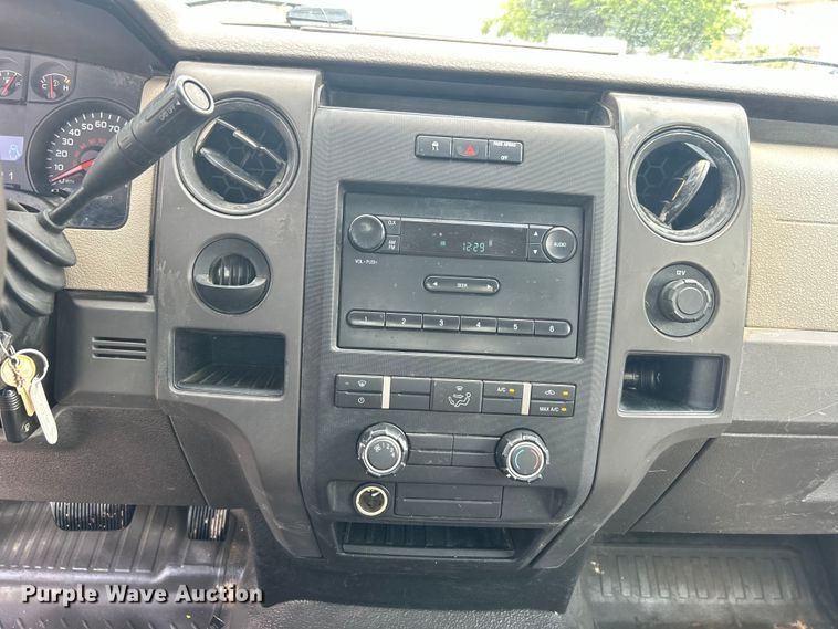 image for item DO6459 2010 Ford F150 pickup truck