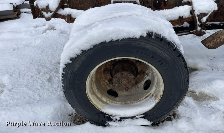 image for item DP0284 2012 International  4300 truck cab and chassis