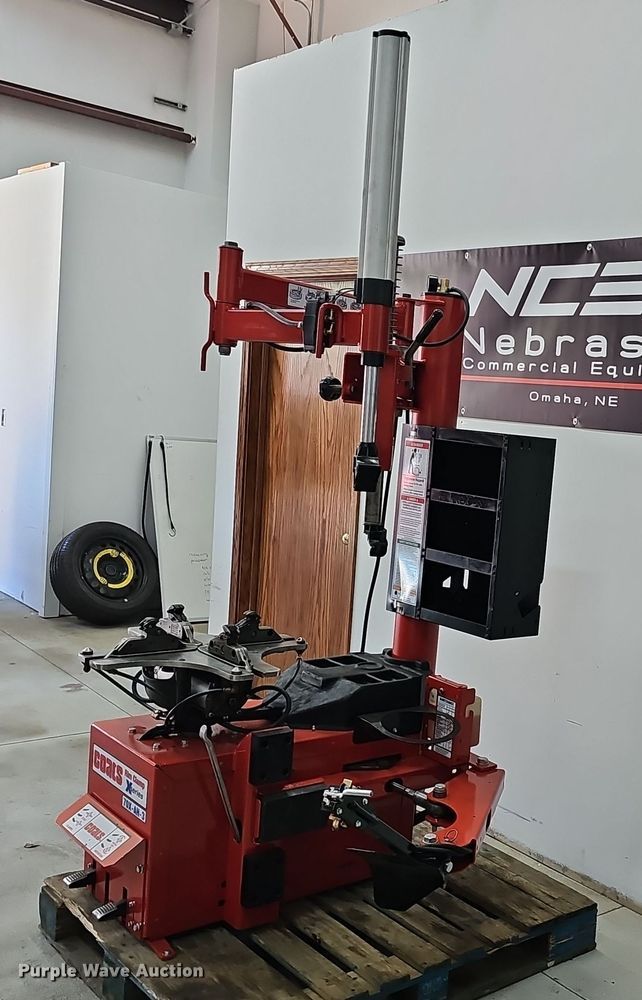 image for item DP0830 Coats 70X-AH-3 rim clamp tire machine