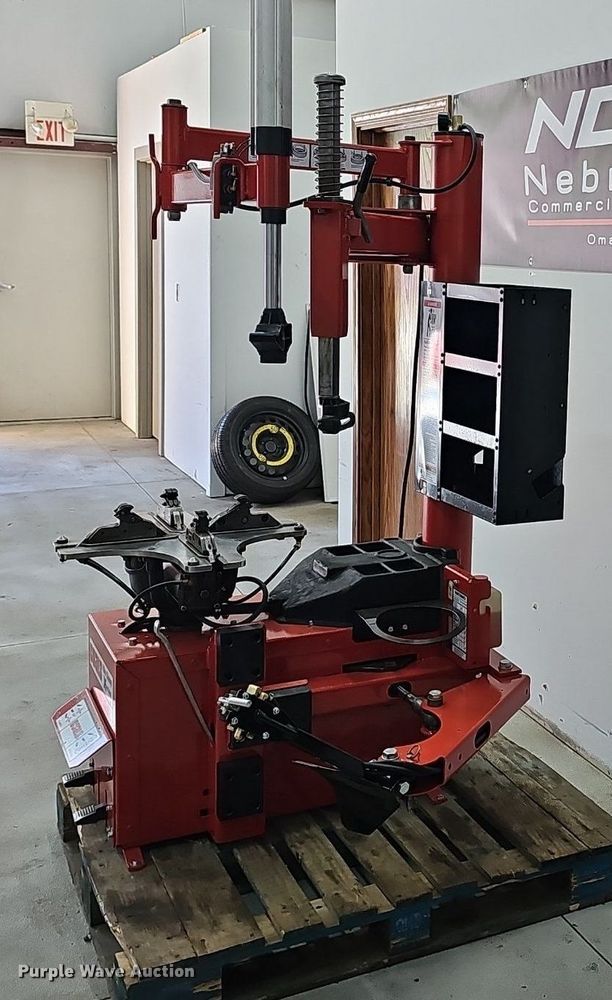 image for item DP0830 Coats 70X-AH-3 rim clamp tire machine