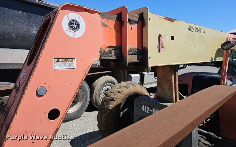 image for item DP0849 2010 JLG G9-43A telehandler