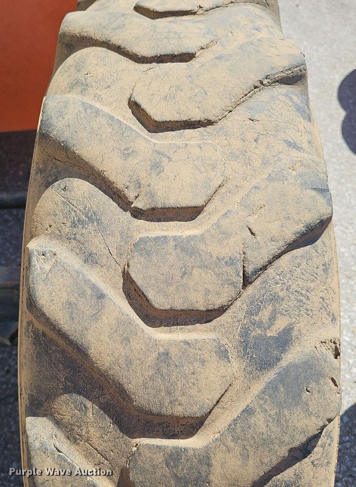 image for item DP0849 2010 JLG G9-43A telehandler