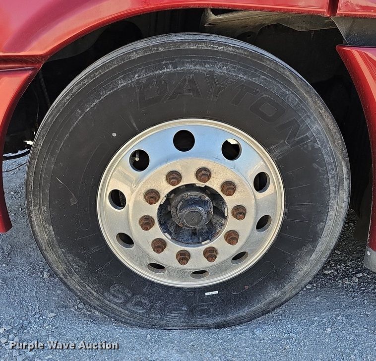 image for item DP0851 2010 Freightliner Cascadia semi truck