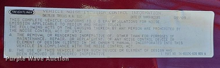 image for item DP0851 2010 Freightliner Cascadia semi truck