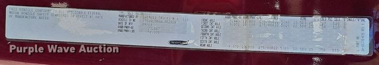 image for item DP0851 2010 Freightliner Cascadia semi truck