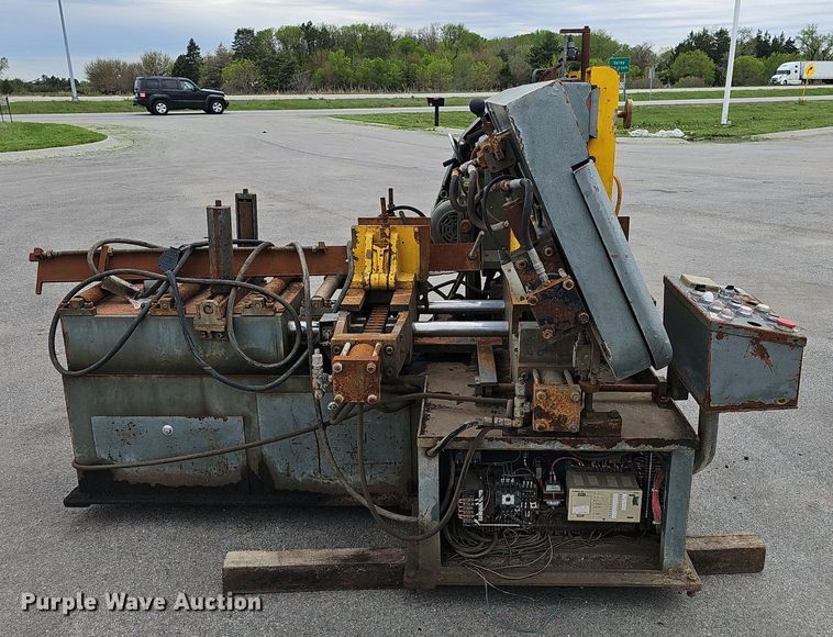 image for item DP0873 1987 Peerless HB 915A bandsaw