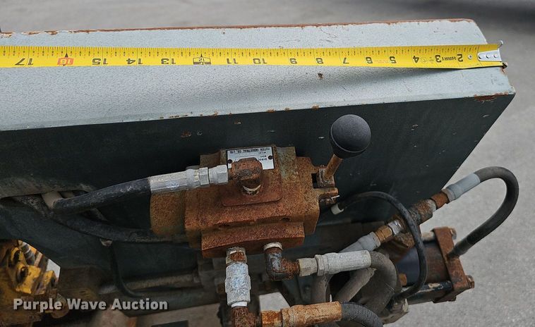 image for item DP0873 1987 Peerless HB 915A bandsaw