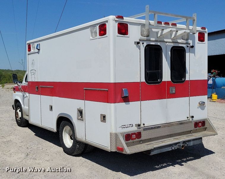 image for item DP1418 1991 Ford E350 ambulance