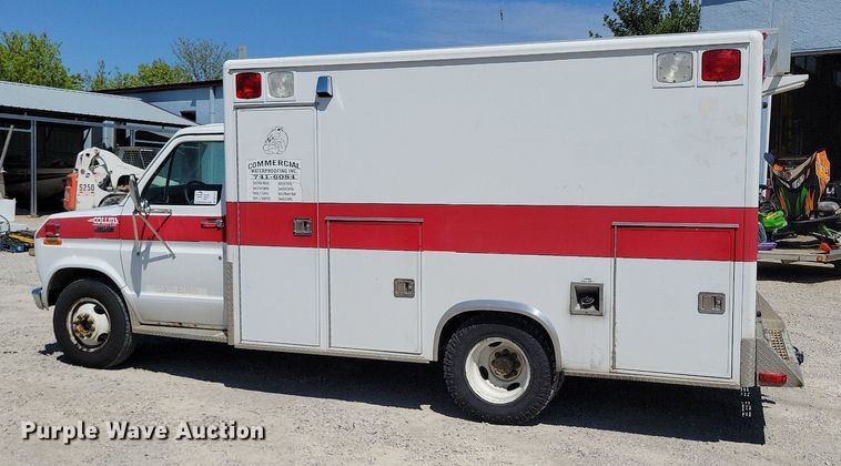 image for item DP1418 1991 Ford E350 ambulance