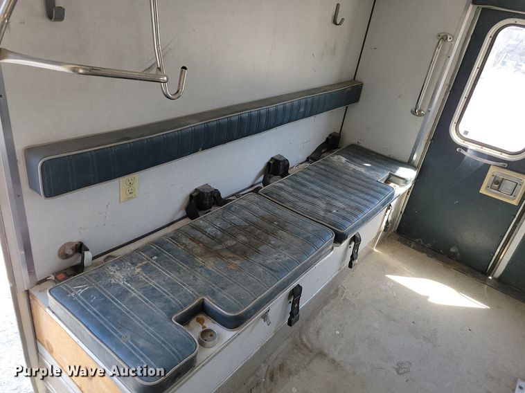 image for item DP1418 1991 Ford E350 ambulance