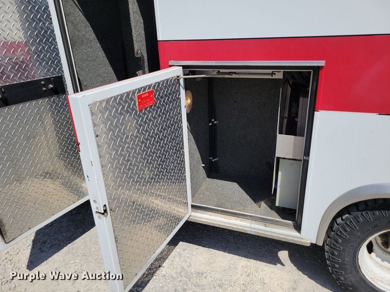 image for item DP1418 1991 Ford E350 ambulance