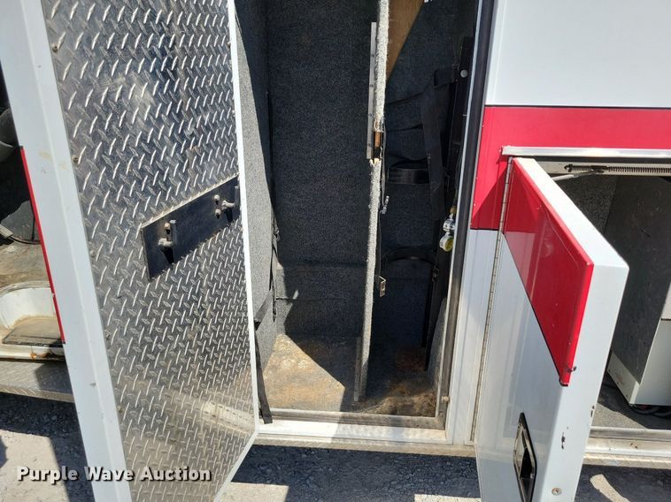 image for item DP1418 1991 Ford E350 ambulance