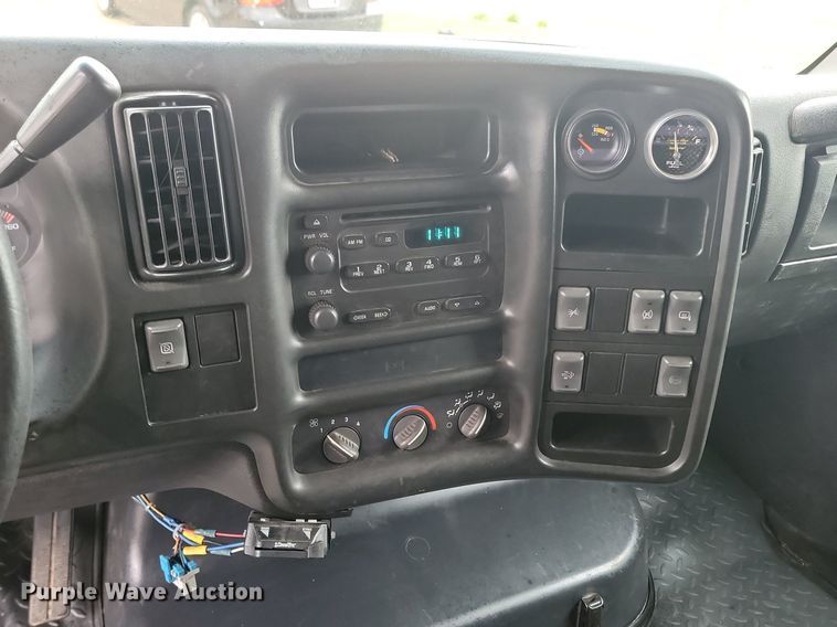 image for item DP3572 2008 Chevrolet  C4500  flatbed truck