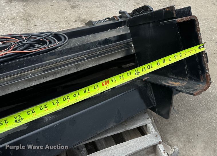 image for item DQ0791 Waltco end gate lift