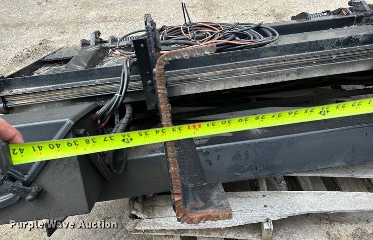 image for item DQ0791 Waltco end gate lift