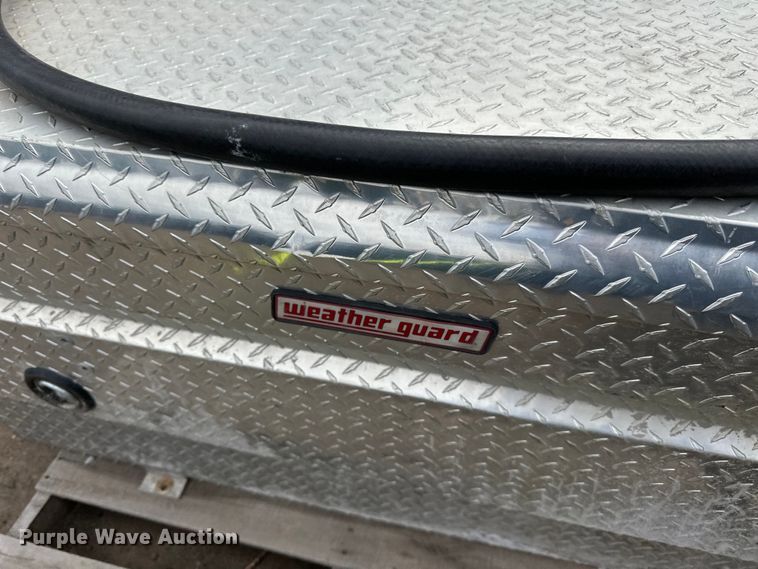 image for item DQ0793 (3) auxiliary fuel tanks