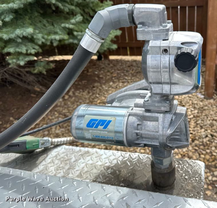 image for item DQ0793 (3) auxiliary fuel tanks