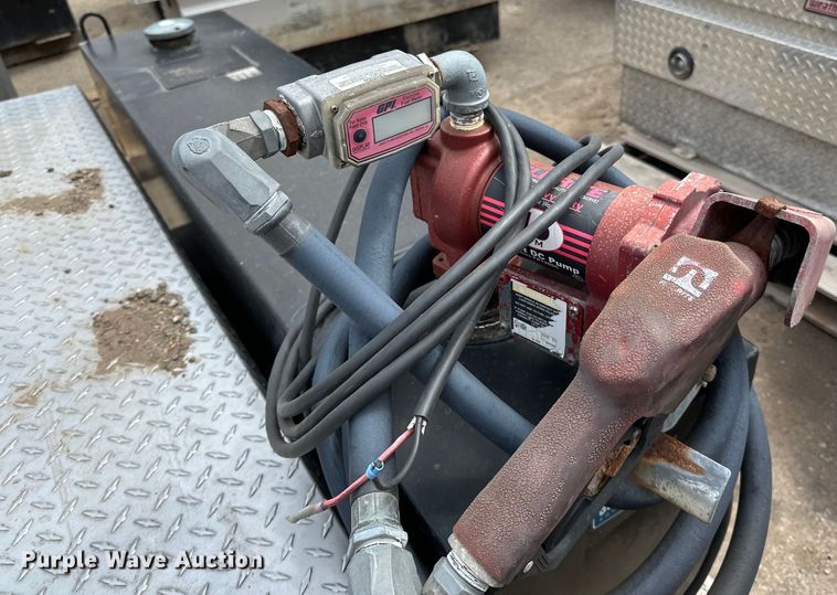 image for item DQ0793 (3) auxiliary fuel tanks