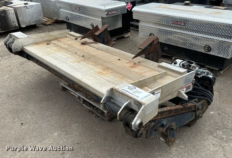 image for item DQ0794 Maxxon  end lift gate