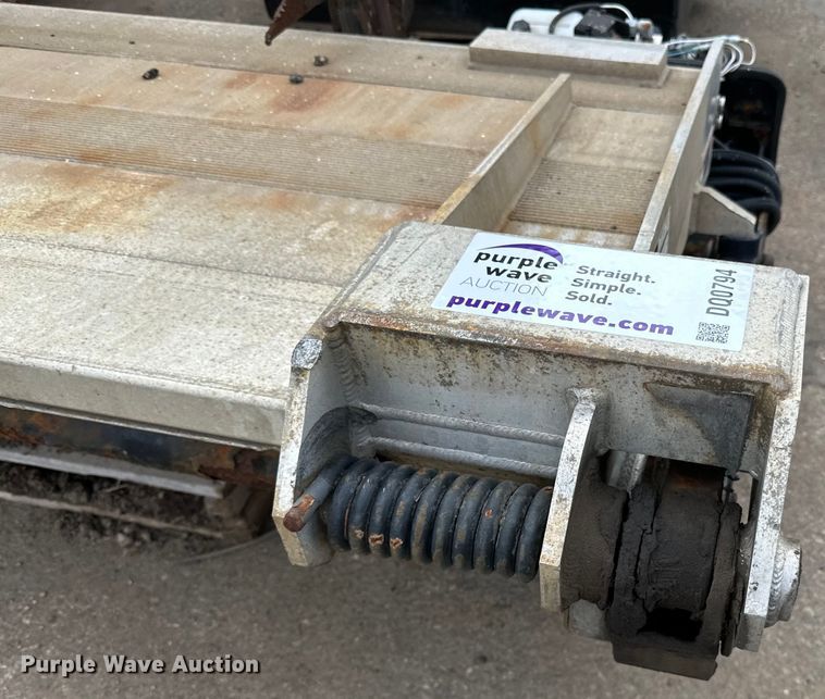 image for item DQ0794 Maxxon  end lift gate