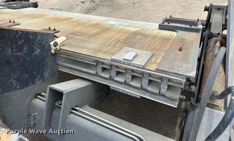 image for item DQ0795 Maxxon  end lift gate