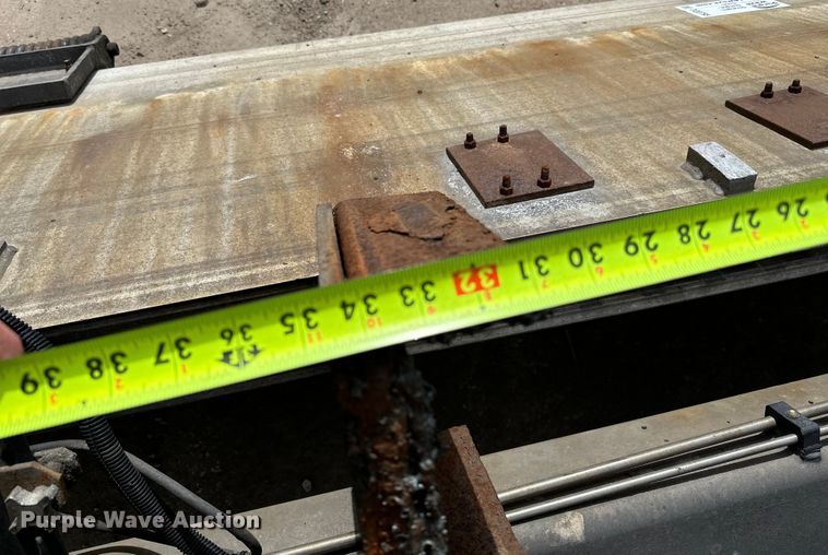 image for item DQ0795 Maxxon  end lift gate