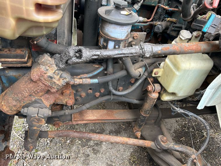 image for item DQ0900 2007 International 4300 flatbed truck