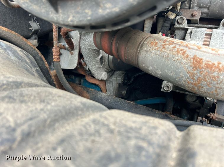 image for item DQ0900 2007 International 4300 flatbed truck