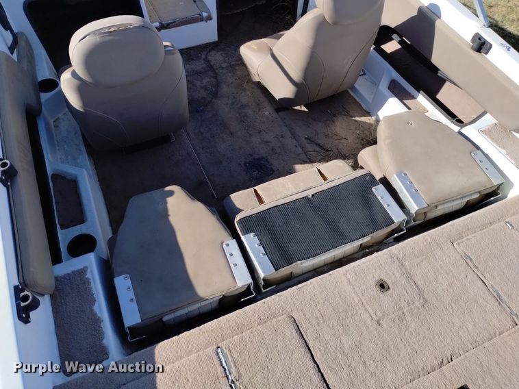 image for item DQ6063 1997 Procraft 205PRO Combo boat