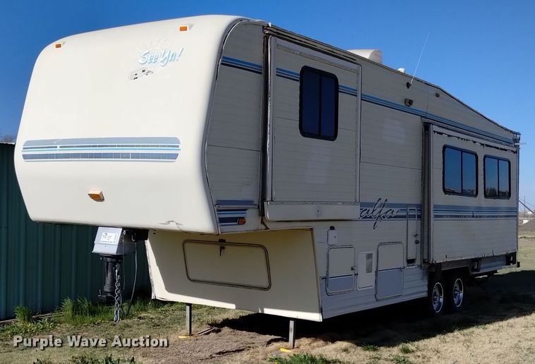 image for item DQ6068 1994 Alfa camper