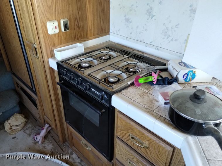 image for item DQ6068 1994 Alfa camper