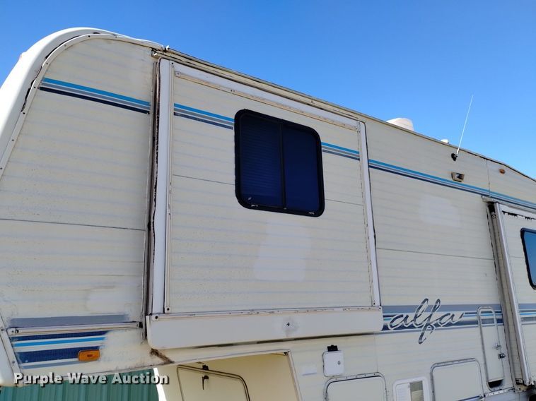 image for item DQ6068 1994 Alfa camper