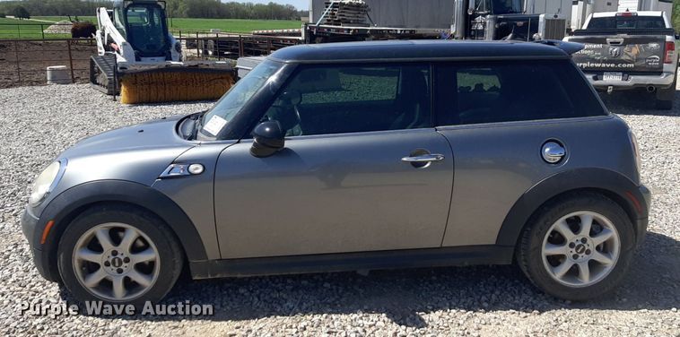 image for item DQ7007 2009 Mini Cooper S 