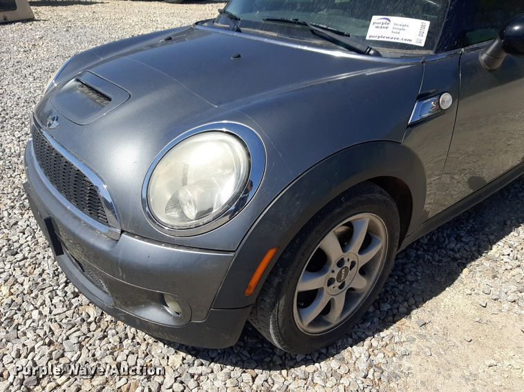 image for item DQ7007 2009 Mini Cooper S 
