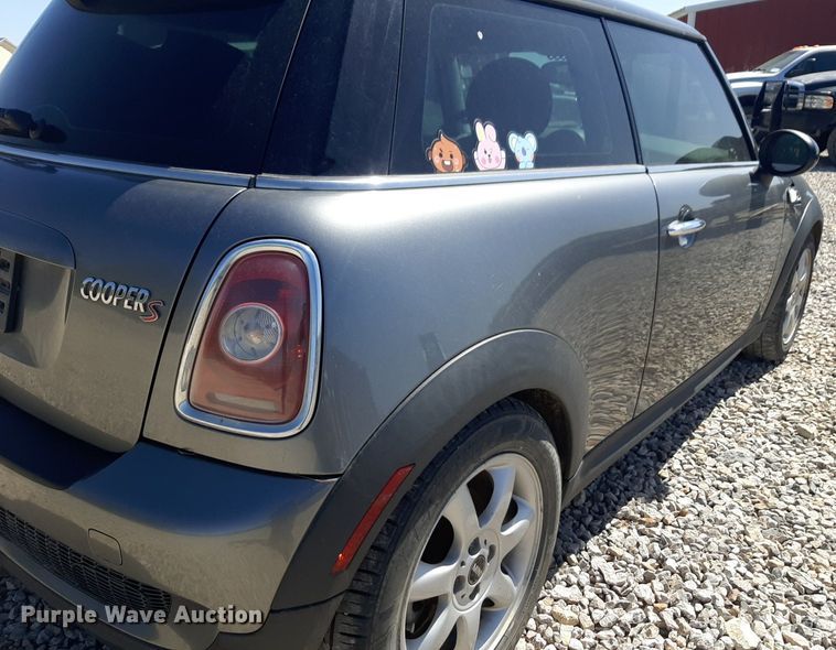 image for item DQ7007 2009 Mini Cooper S 