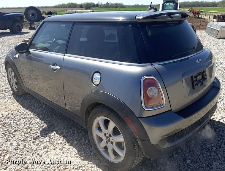 image for item DQ7007 2009 Mini Cooper S 