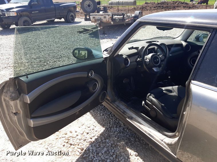 image for item DQ7007 2009 Mini Cooper S 